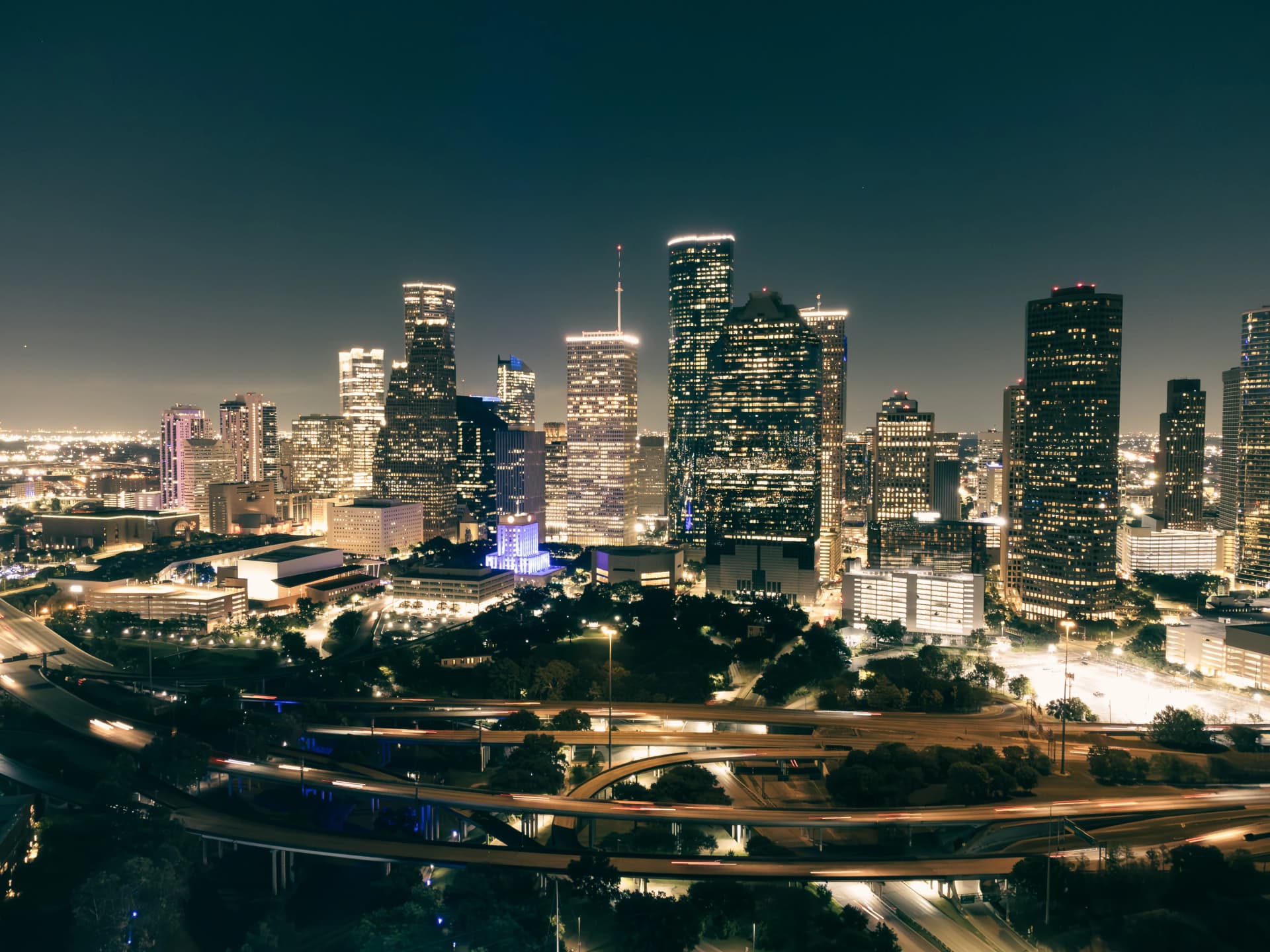 Packaging Design for Houston, United States: What Local Brands Need to Know (2026) | Awais Khadim Market Guides