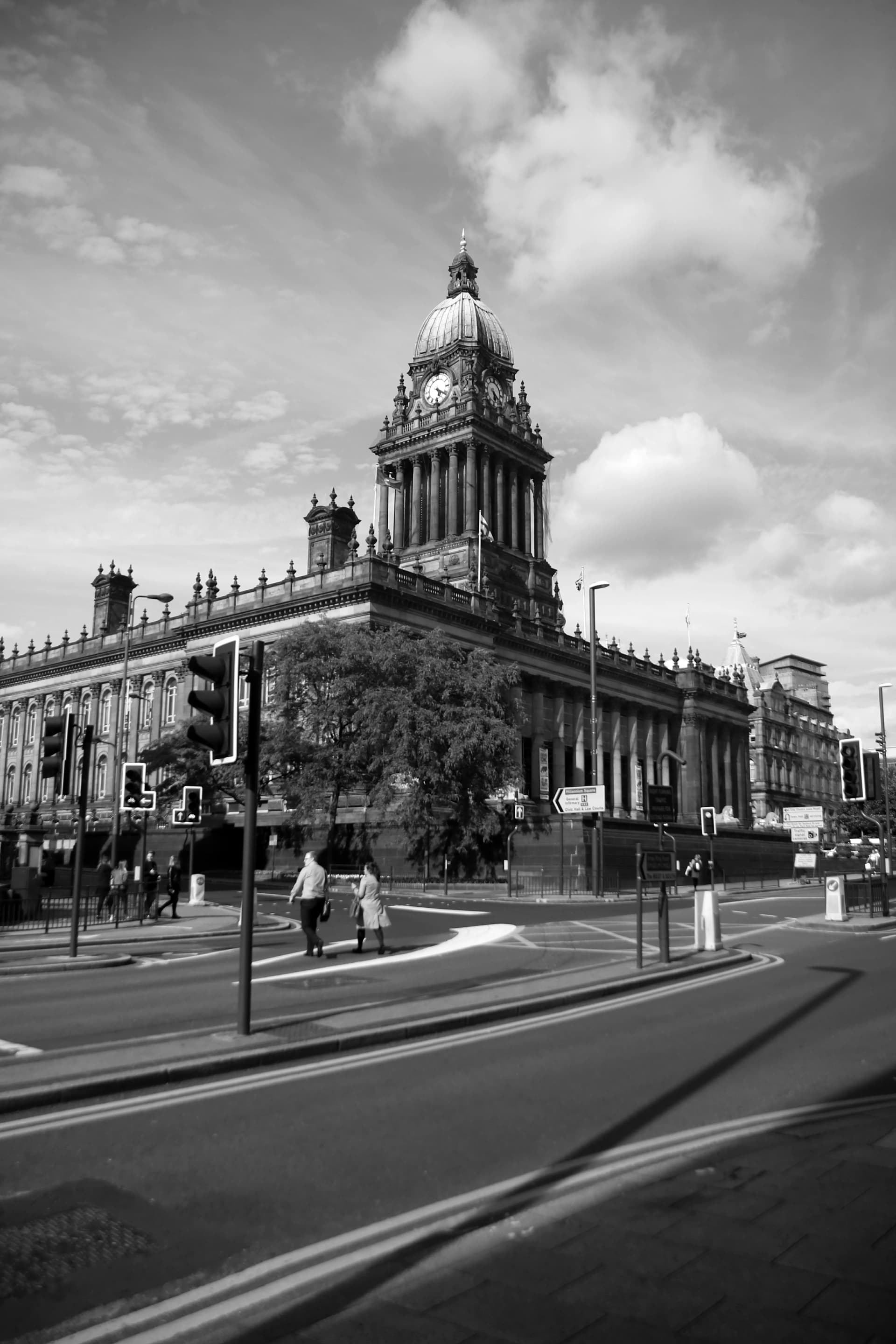 Packaging Design for Leeds, United Kingdom: What Local Brands Need to Know (2026) | Awais Khadim Market Guides