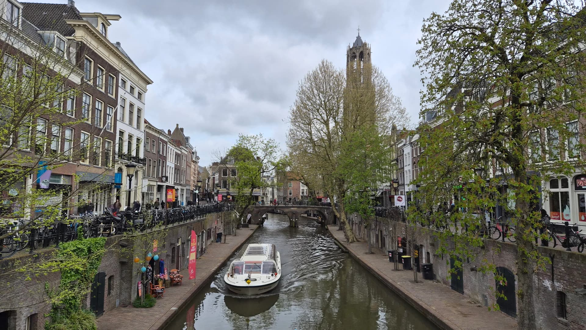 Packaging Design for Utrecht, Netherlands: What Local Brands Need to Know (2026) | Awais Khadim Market Guides