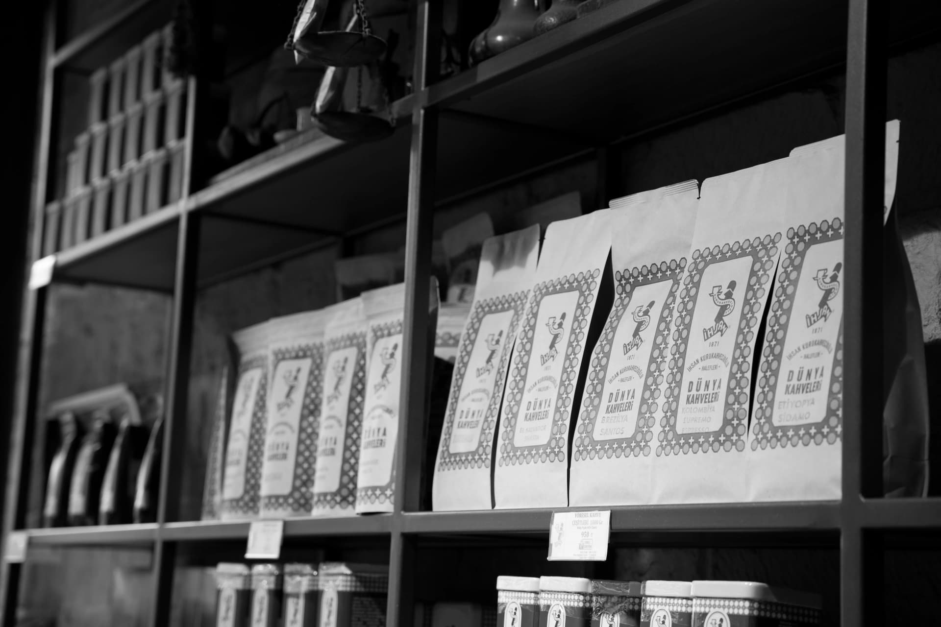 Packaging Design for Retail: How to Get Your Product onto Store Shelves | Awais Khadim Packaging Design